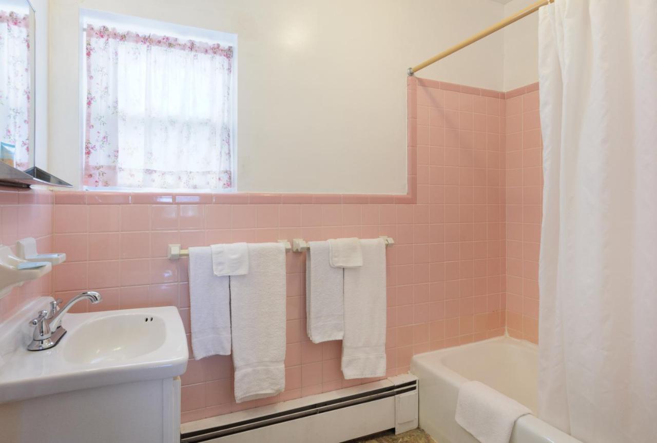 Knob Hill Motor Lodge Хилсвилл Экстерьер фото