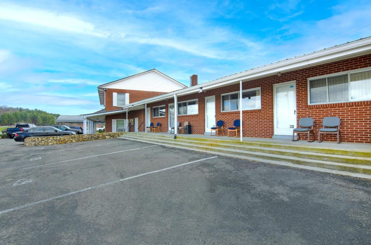 Knob Hill Motor Lodge Хилсвилл Экстерьер фото